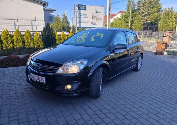 samochody osobowe Opel Astra cena 15700 przebieg: 199800, rok produkcji 2008 z Grodzisk Mazowiecki